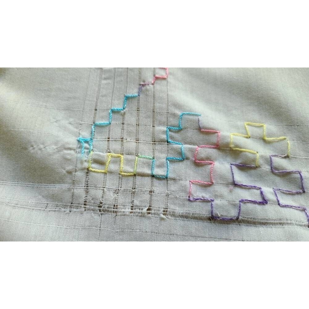 Embroidered Table Topper - Picture 3 of 10